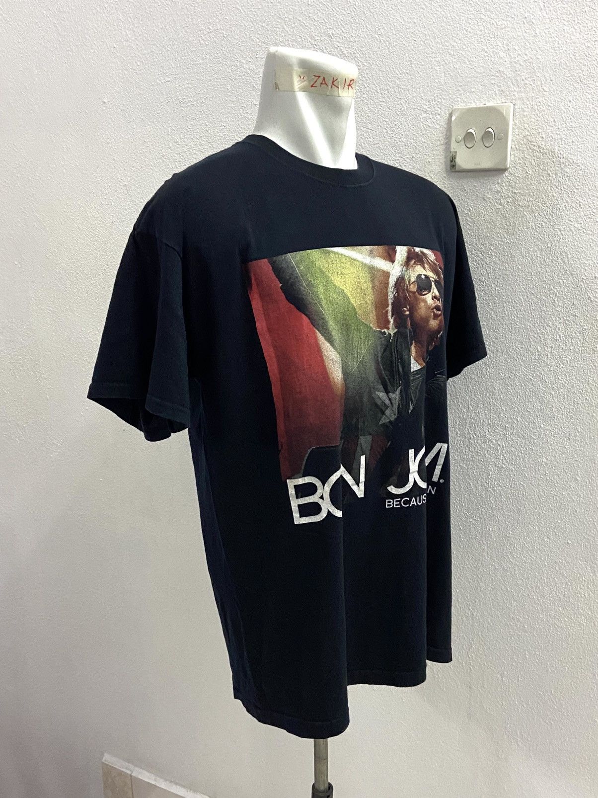 Band Tees BON JOVI AUSTRALIA TOUR 2013 TEE Size US XL / EU 56 / 4 - 4 Thumbnail