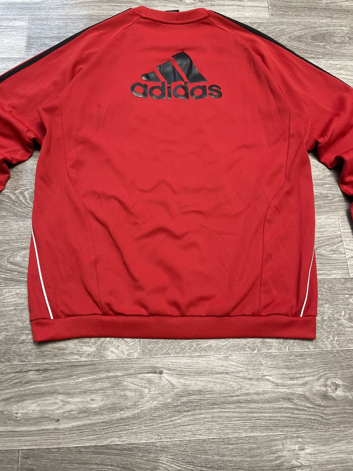 Adidas Vintage Adidas Liverpool 2010/2011 Soccer Jersey Sweatshirt Size US XL / EU 56 / 4 - 17 Thumbnail