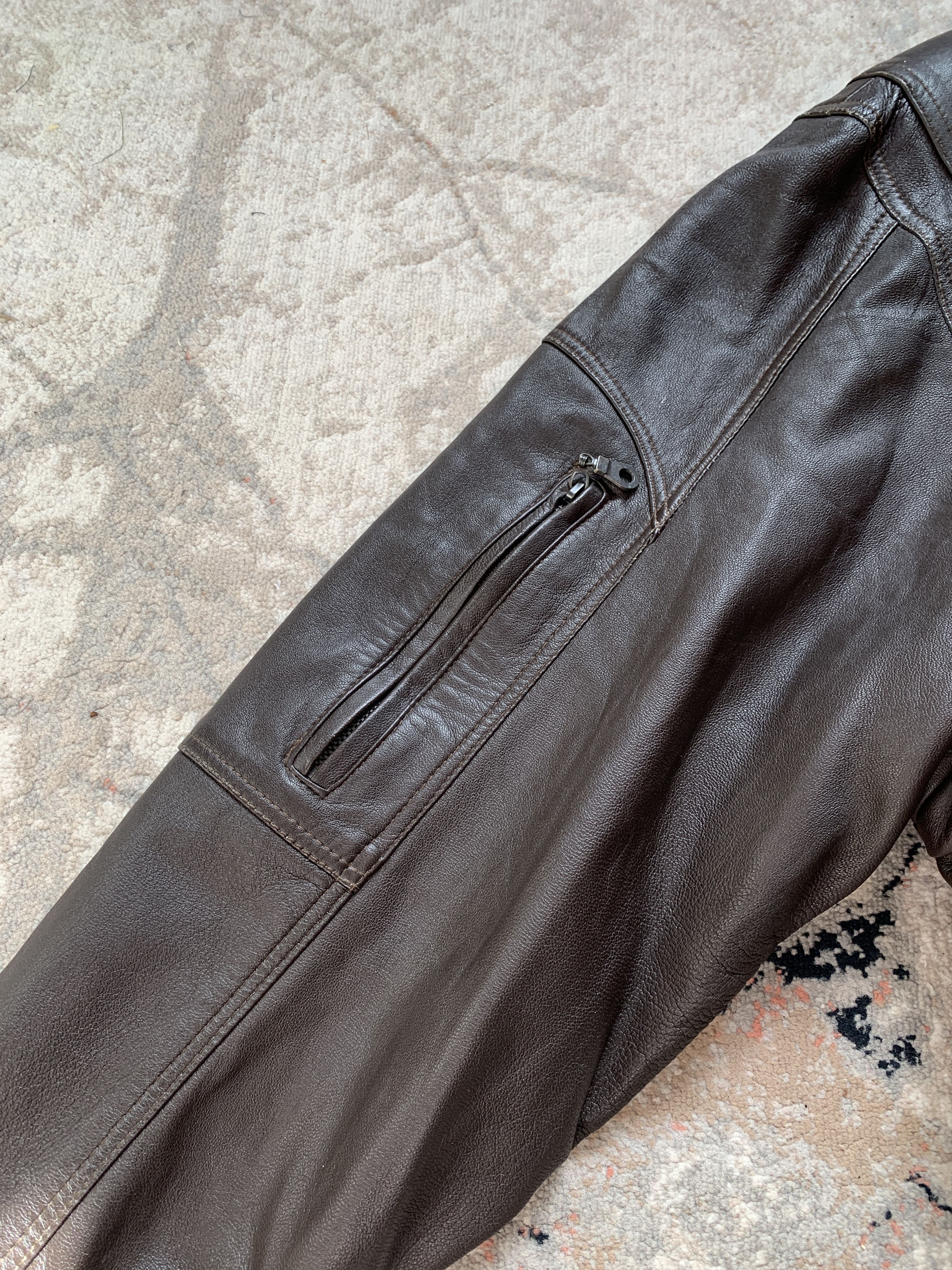 Vintage Vintage Dakota Drag Racing Leather Jacket Size US XL / EU 56 / 4 - 4 Thumbnail