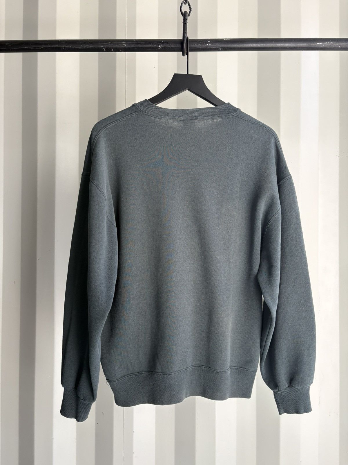 Vintage Vintage Distressed Sun Faded Sweatshirt Grunge Band Size US L / EU 52-54 / 3 - 3 Thumbnail