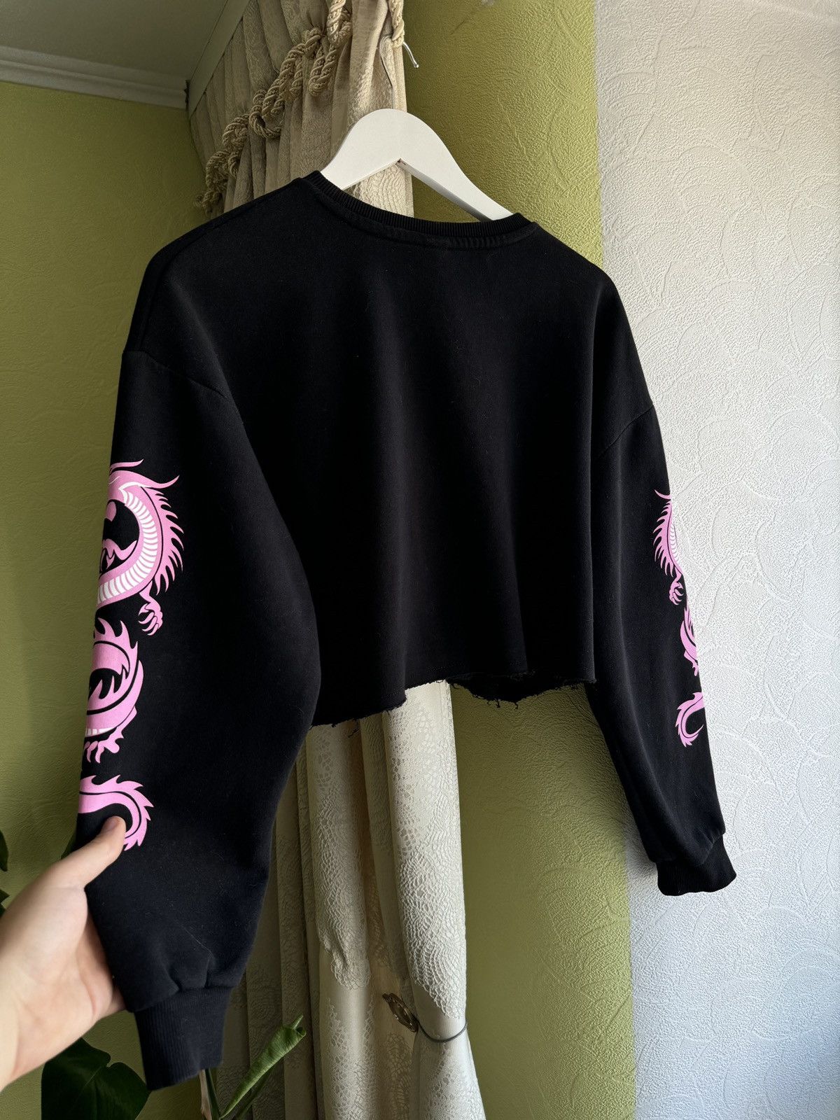 Japanese Brand Y2K Hello Kitty Cropped Japanese Dragon Sweatshirt if6was9 Size L / US 10 / IT 46 - 3 Thumbnail