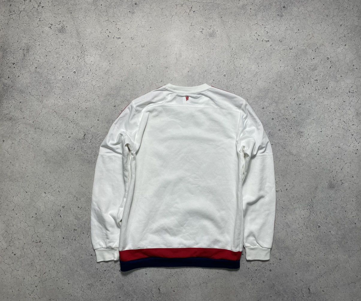 Adidas Vintage Adidas FC Manchester United Y2K Football Sweatshirt Size US M / EU 48-50 / 2 - 2 Thumbnail