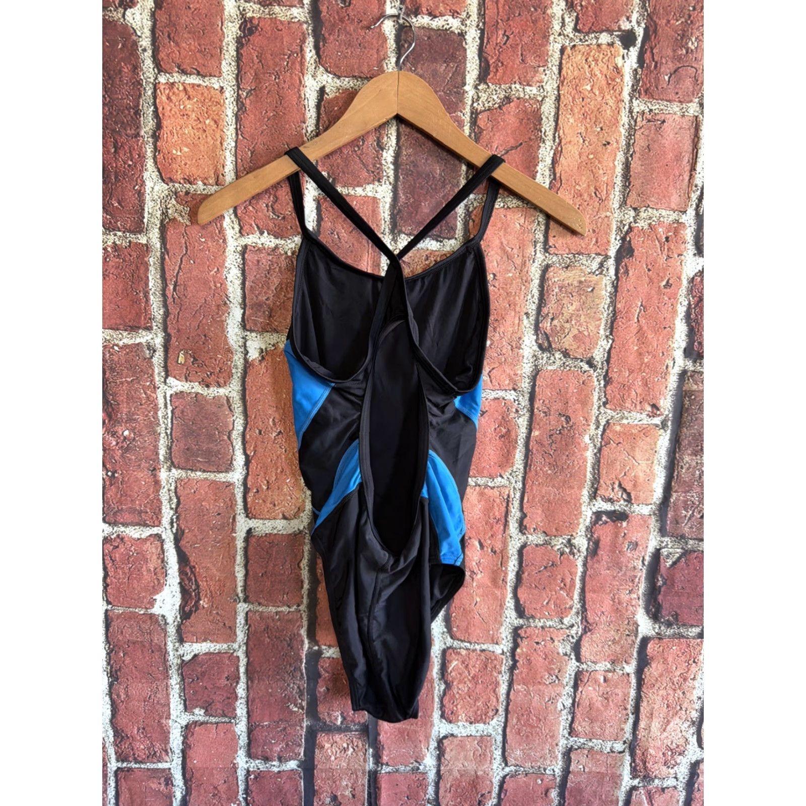 Vintage TYR Women One Piece Swim Suit Tank Halter Black 36 Classic Size XS / US 0-2 / IT 36-38 - 2 Thumbnail