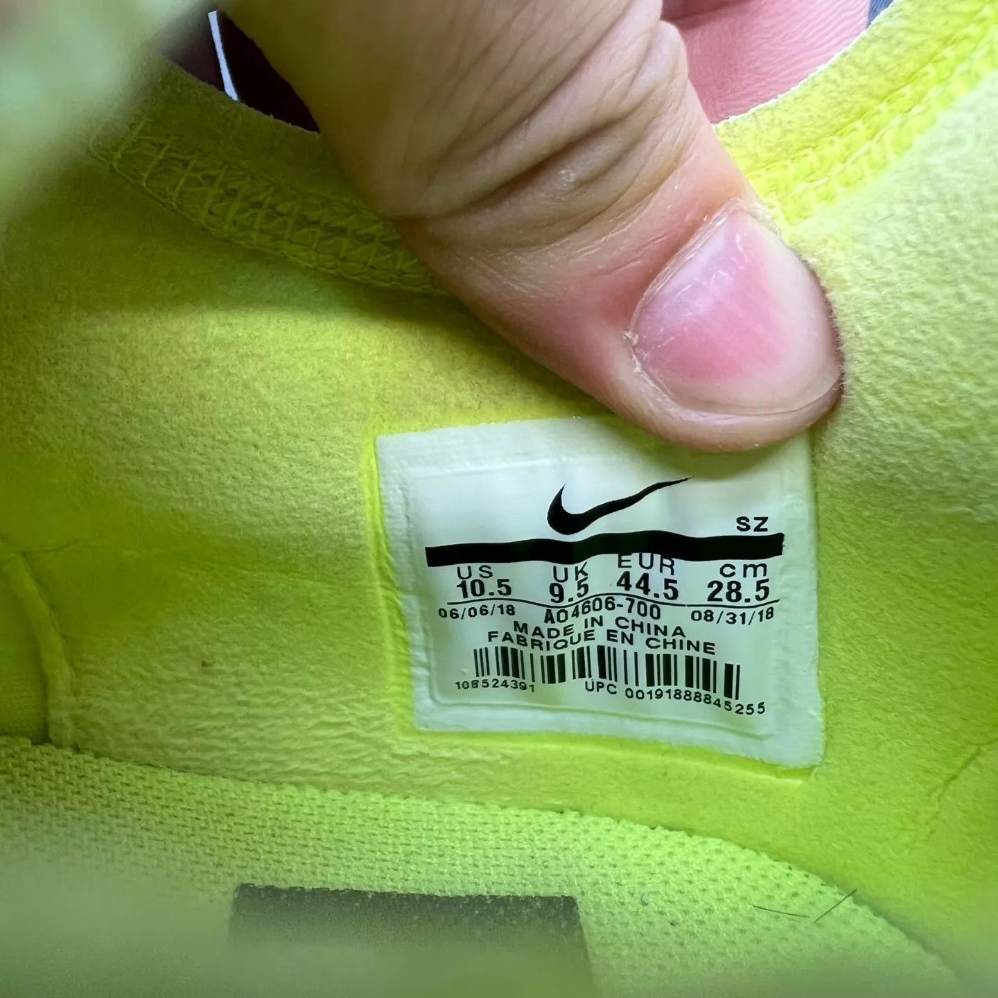 Nike AF1 Volt Green 44.5, like new, with box Size US 10.5 / EU 43-44 - 8 Thumbnail