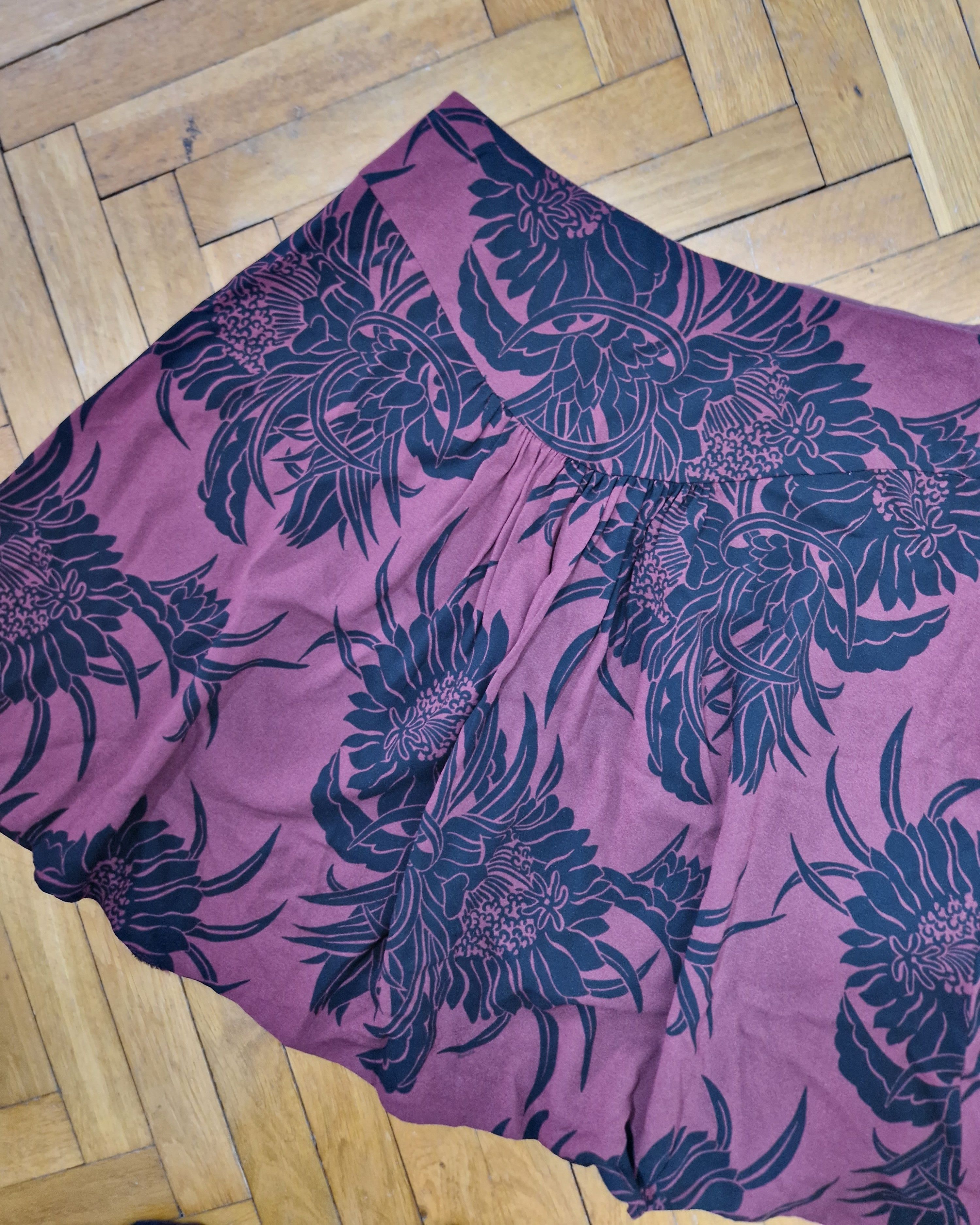 Prada Prada S/S 2014 vintage silk skirt Size 26" / US 2 / IT 38 - 7 Thumbnail