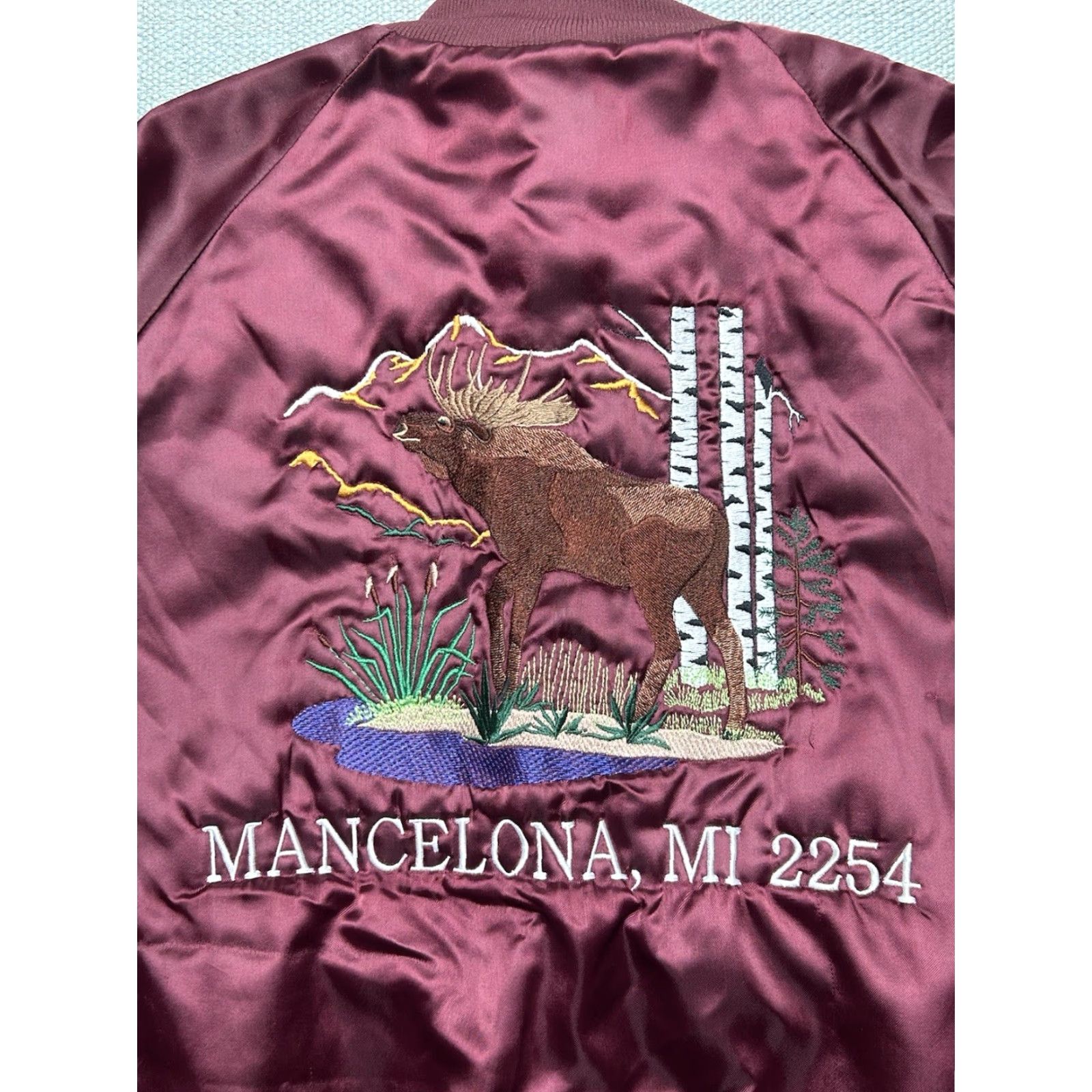Vintage VINTAGE 80s satin bomber jacket Mancelona Michigan embroidered moose large Jacket Mens L Satin Moose Embroidered Michigan Vintage 80s Size US L / EU 52-54 / 3 - 2 Thumbnail