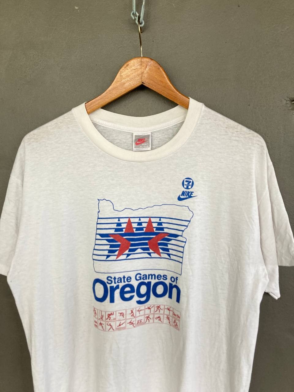 Vintage Vintage 1986 Nike Tee Size US L / EU 52-54 / 3 - 2 Thumbnail