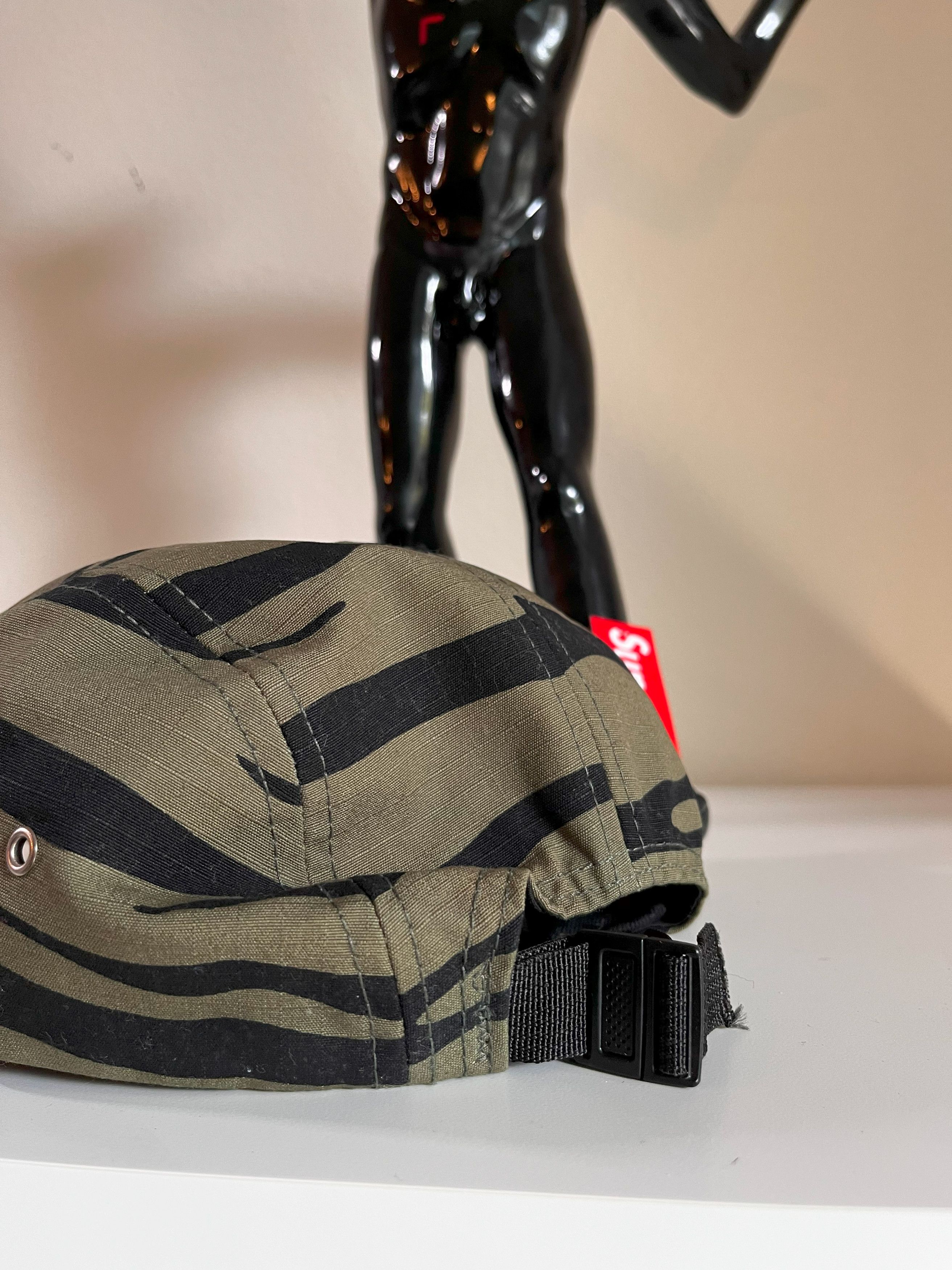Supreme ARCHIVE_ICONIC SUPREME ZEBRA PRINT OLIVE CAMP CAP 5-PANEL Size ONE SIZE - 6 Thumbnail