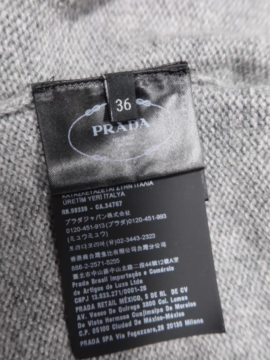 Prada PRADA SS22 Solid Crew Loose Short Knit Sweater Women Gray 36 Size XS / US 0-2 / IT 36-38 - 4 Thumbnail
