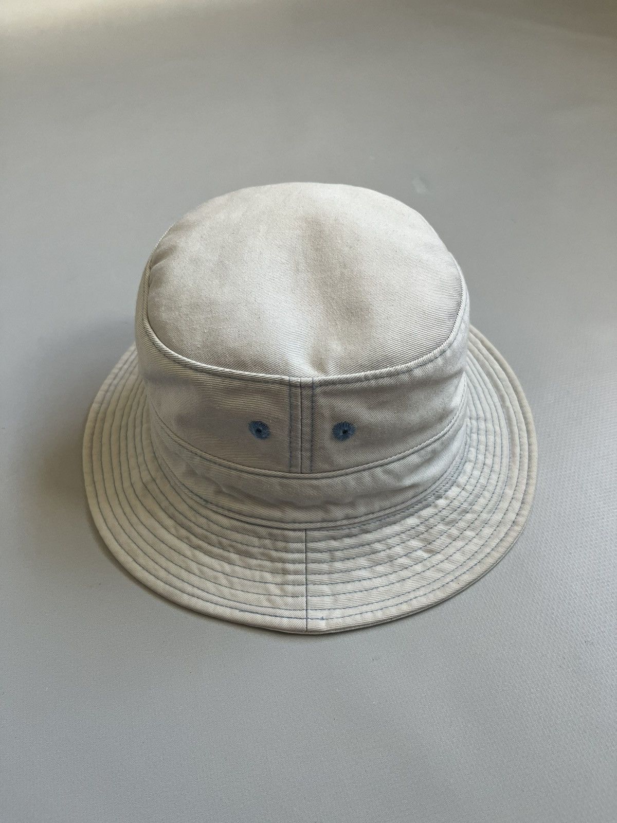 Nike Vintage 90s Nike Logo White Bucket Hat Size ONE SIZE - 5 Thumbnail