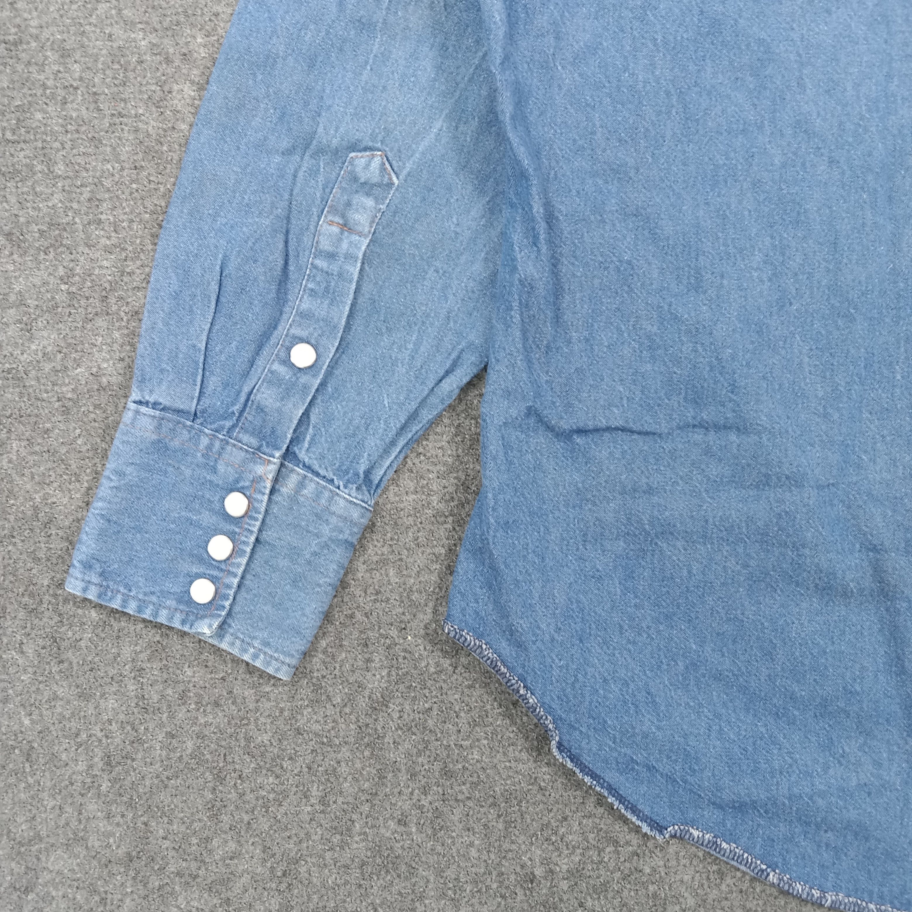 Wrangler Wrangler Denim Western Ranchwear Denim Shirt C276N23 Size US L / EU 52-54 / 3 - 5 Thumbnail