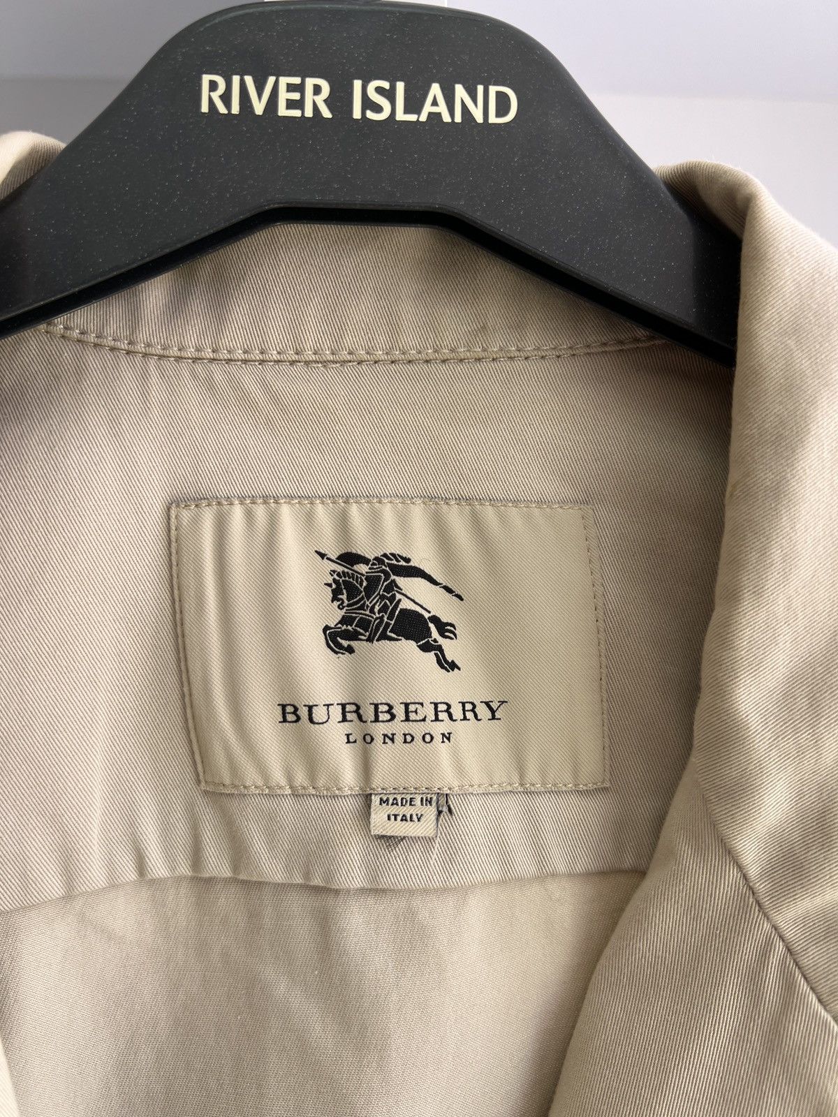 Burberry × Vintage Vintage Burberry Women’s Beige Blazer Size M / US 6-8 / IT 42-44 - 4 Thumbnail