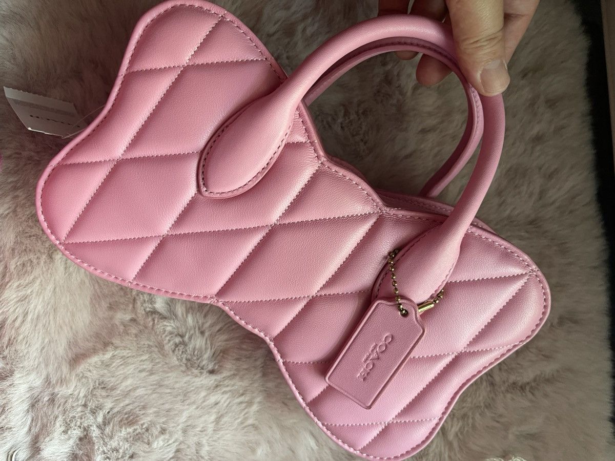 Coach Coach Bow Bag With Quilting cu860 pink Size ONE SIZE - 8 Thumbnail