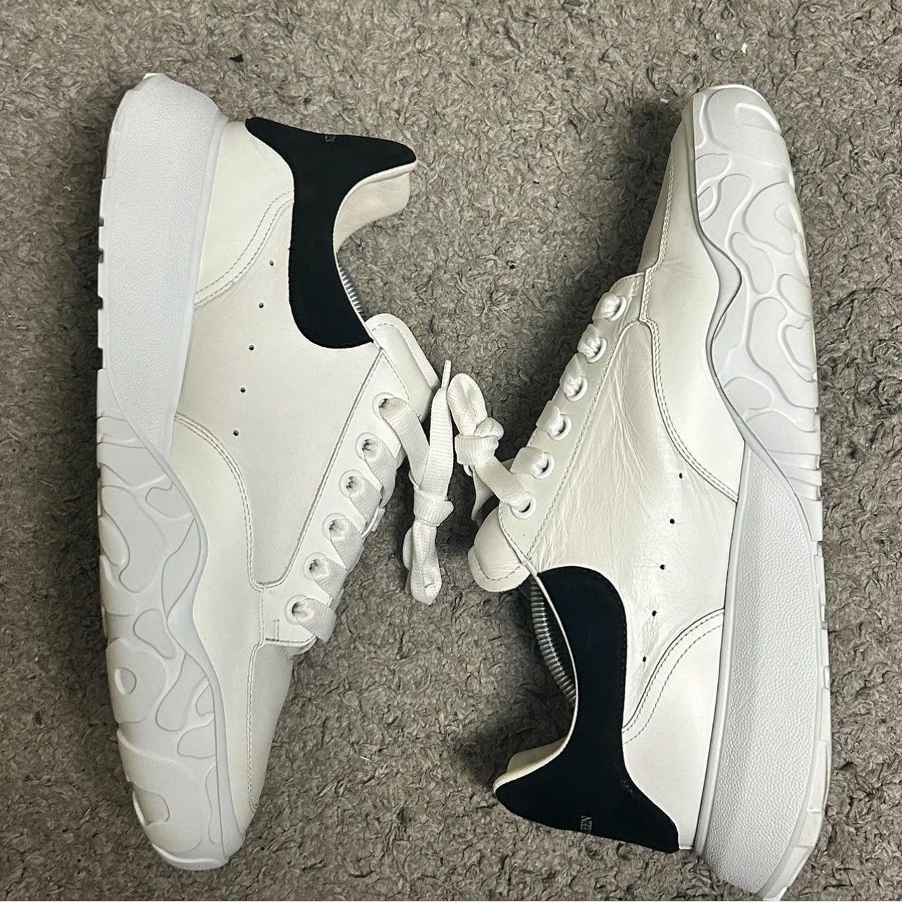 Alexander McQueen Alexander McQueen Court sneaker Size US 12 / EU 45 - 2 Thumbnail