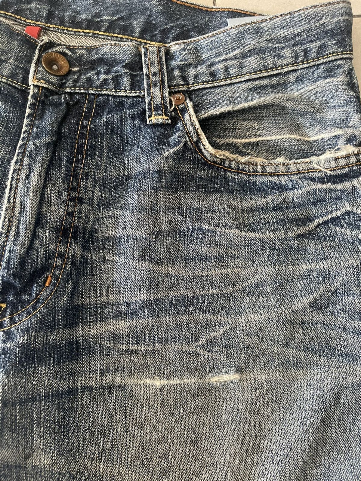 Uniqlo Uniqlo UJ S002 Regular Fit Straight Leg Jeans - Size 34 Size US 34 / EU 50 - 21 Thumbnail