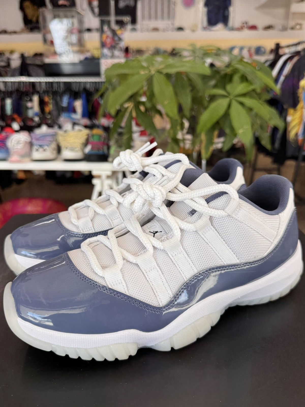 Jordan Brand Air Jordan 11 Low Diffused Blue Size 7 (2024) Size US 7 / EU 40 - 1 Thumbnail
