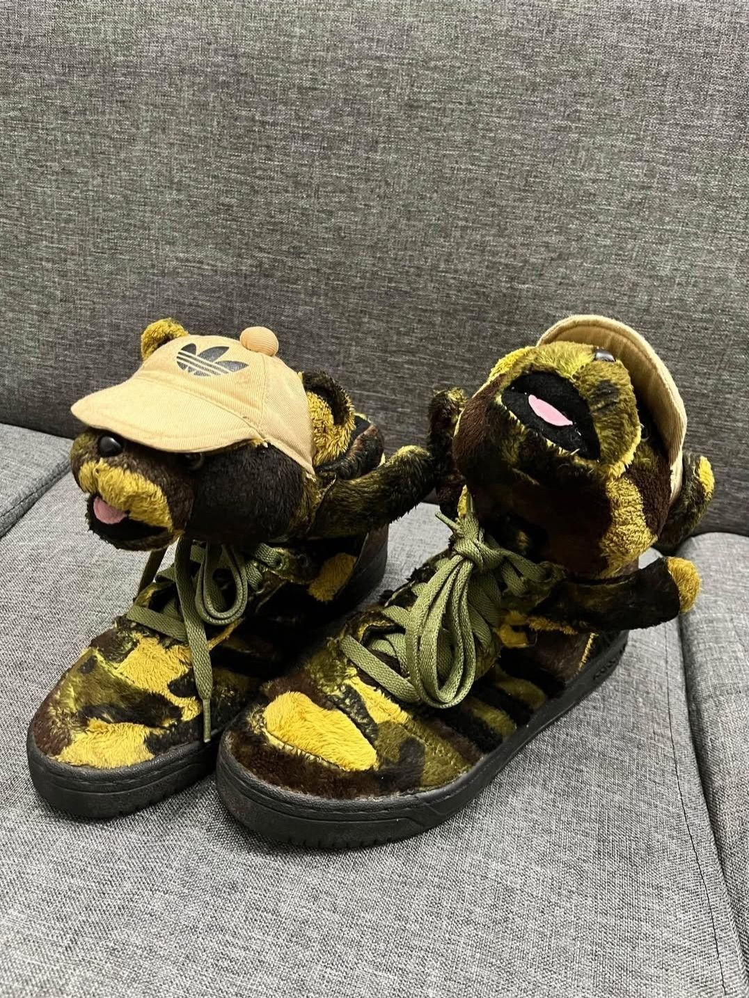 Adidas × Jeremy Scott RARE Adidas x Jeremy Scott camo teddy shoes Size US 5.5 / EU 38 - 4 Thumbnail
