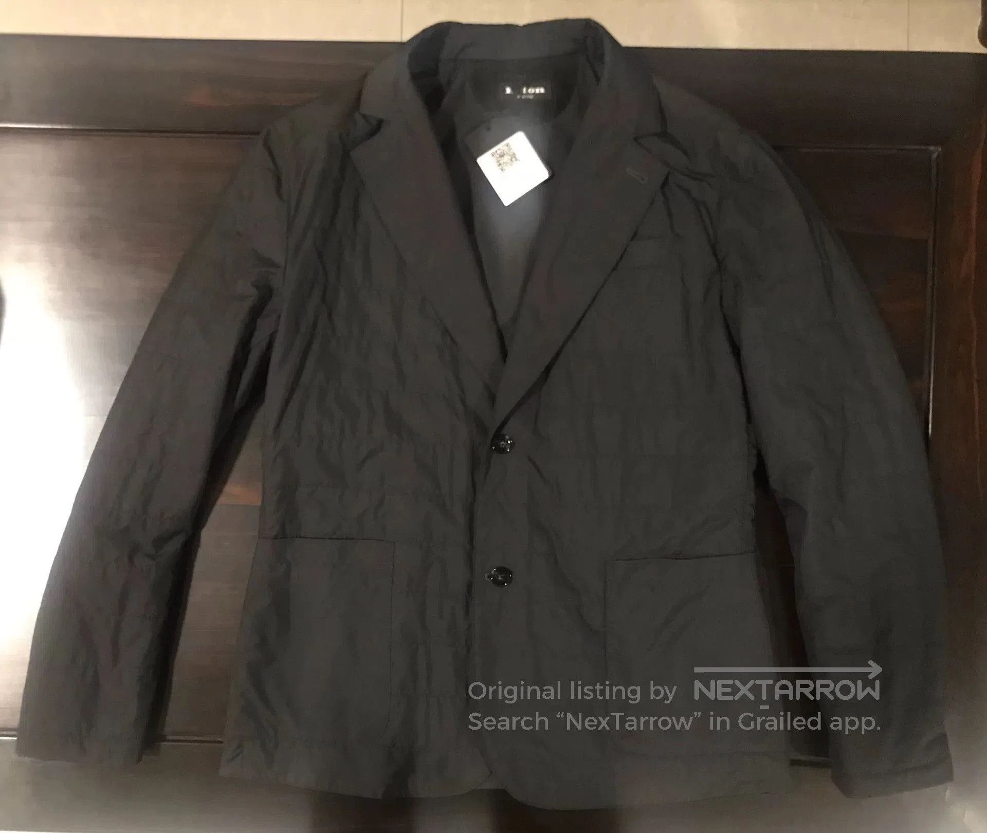 Kiton lightweight packable cotton suit jacket. Size US L / EU 52-54 / 3 - 1 Thumbnail