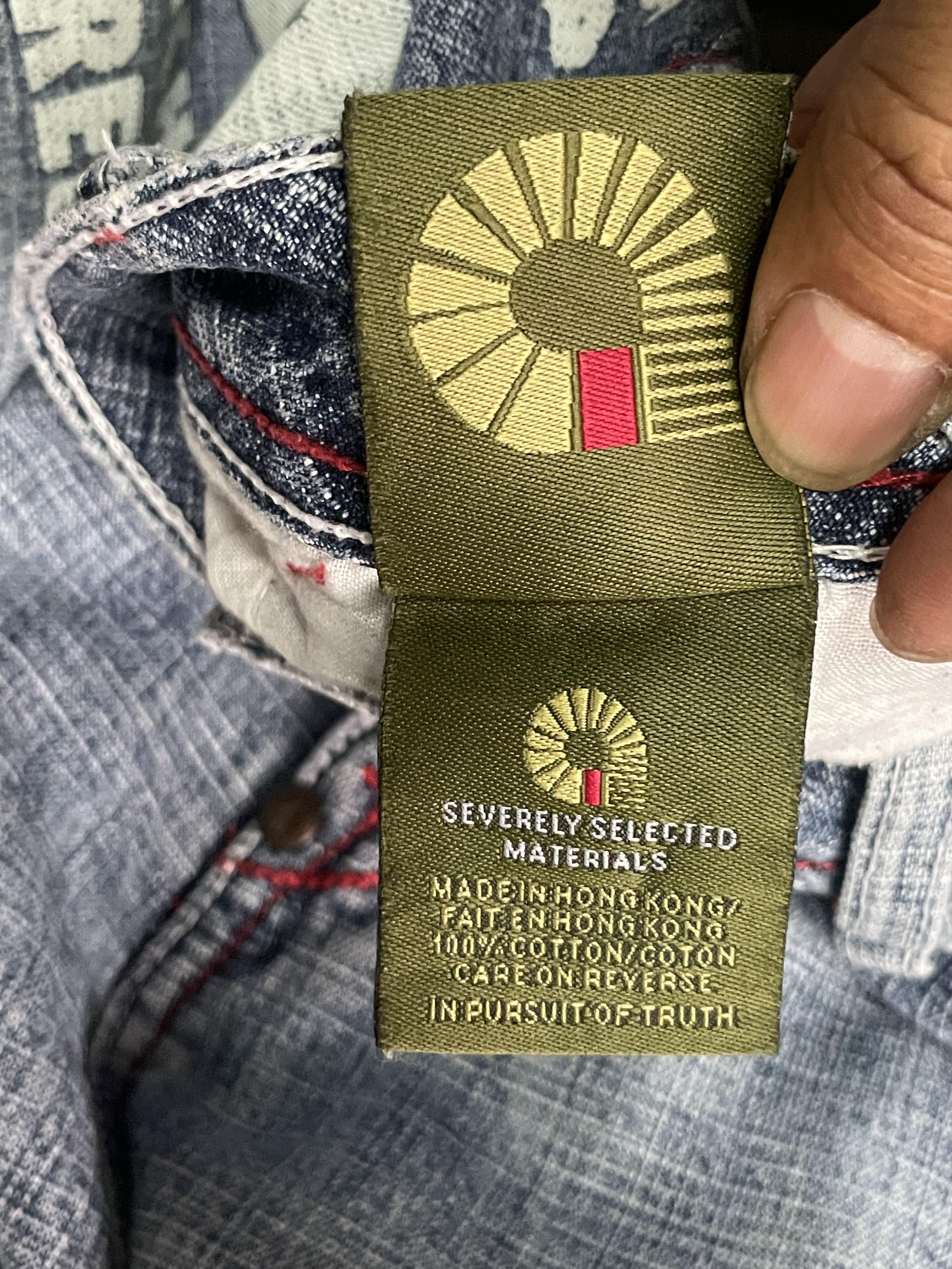 Akademiks Vintage Akademiks Denim Short Size US 37 - 13 Thumbnail