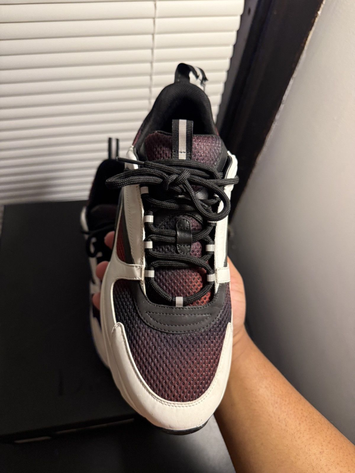 Dior Dior B22 White Red Black Size 44 EU / 11 US Size US 11 / EU 44 - 11 Thumbnail