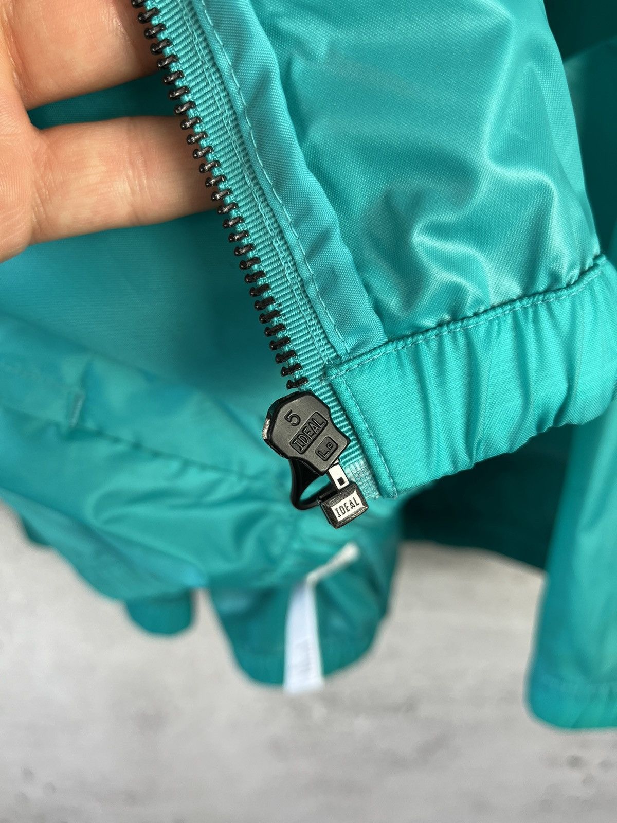 Adidas Adidas - Light rain jacket L Size US L / EU 52-54 / 3 - 9 Thumbnail