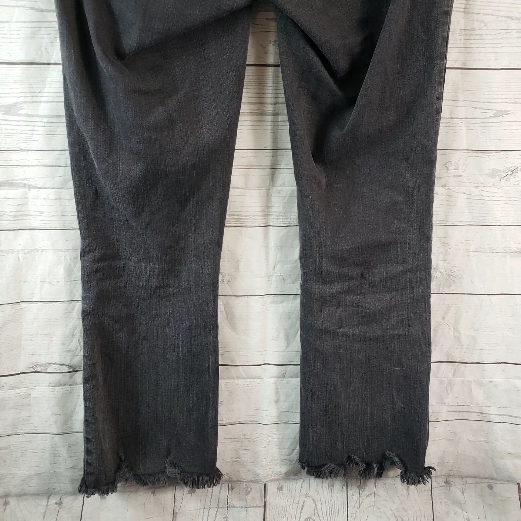 Madewell Madewell Womens Cali Demi Boot Jeans Sz 24 Gray Mid Rise Raw Frayed Hem Denim Cropped Jeans Womens Size 42" / US 20 - 5 Thumbnail
