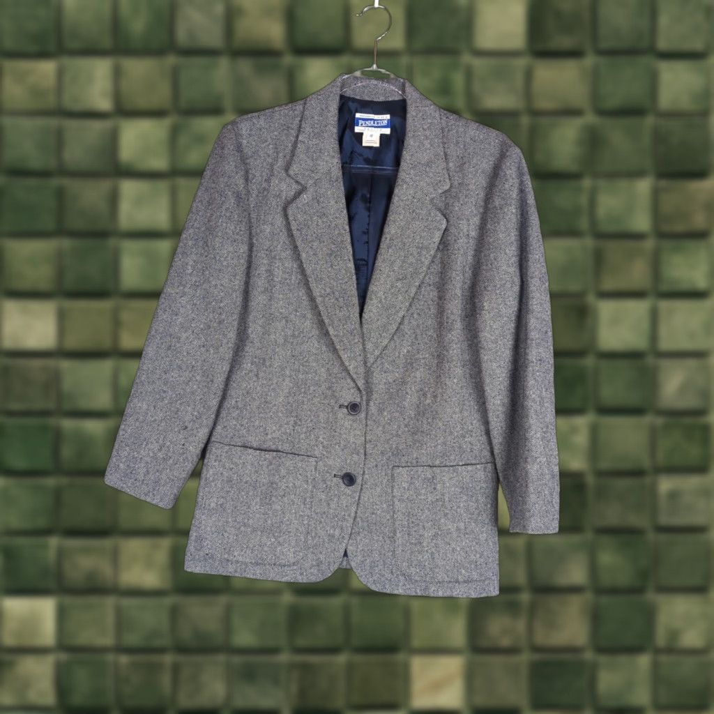 Pendleton VINTAGE Pendleton Blazer Women 10 Navy Blue Herringbone 100% Wool Lined Notch Lapel Two-Button Short? Wait Size L / US 10 / IT 46 - 1 Thumbnail