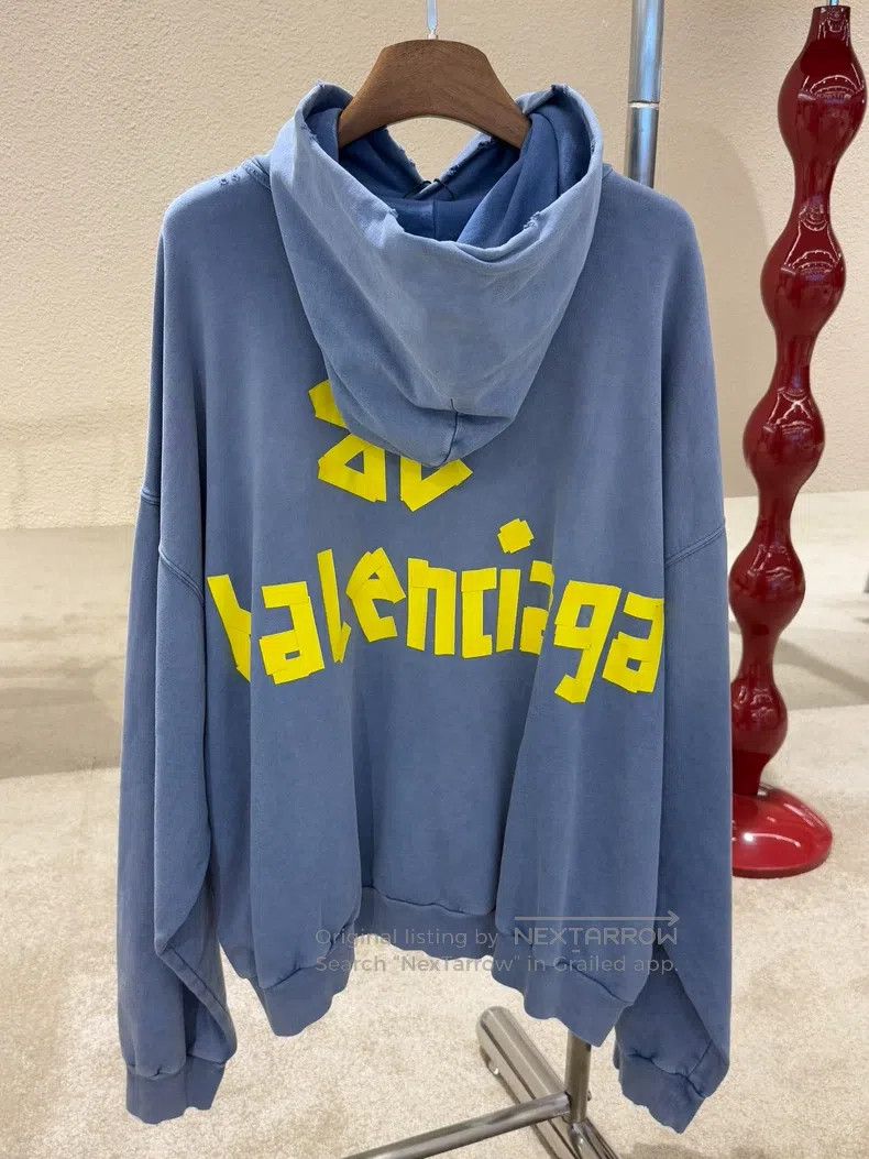 Balenciaga Balenciaga Ripped Letter Tape Printed Hooded Sweatshirt Size US L / EU 52-54 / 3 - 2 Thumbnail