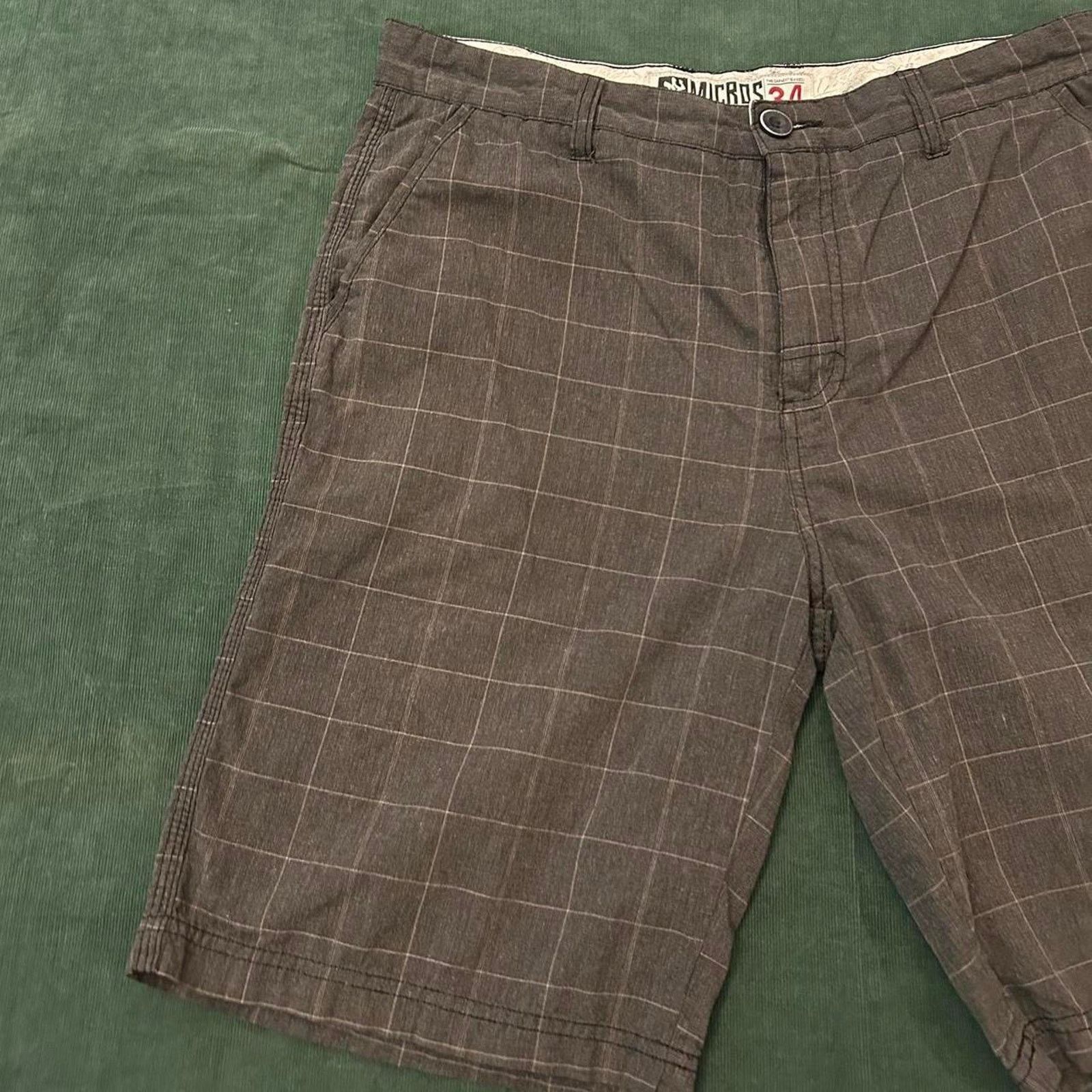 Other Y2k plaid shorts Size US 34 / EU 50 - 2 Thumbnail