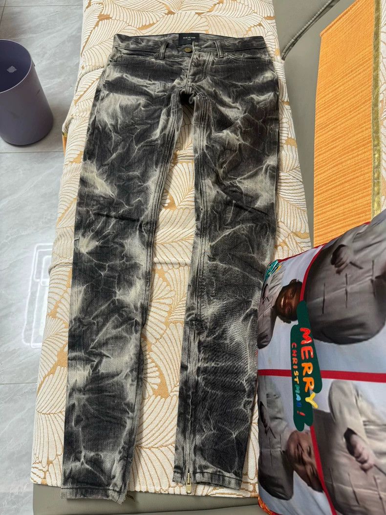 Fear of God Fear of God Black water ripples Size US 29 - 1 Thumbnail
