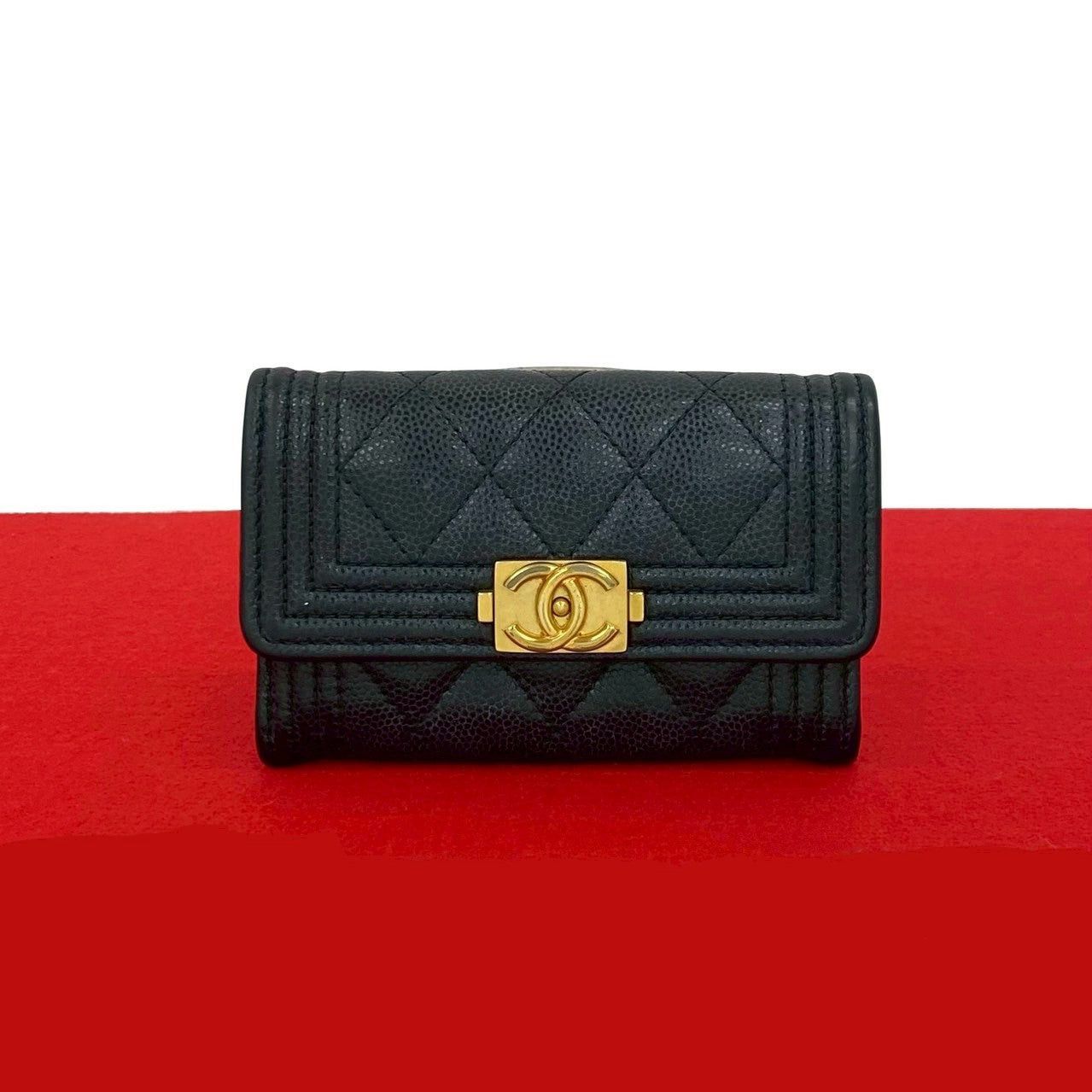Chanel Chanel Black Leather Size ONE SIZE - 1 Thumbnail