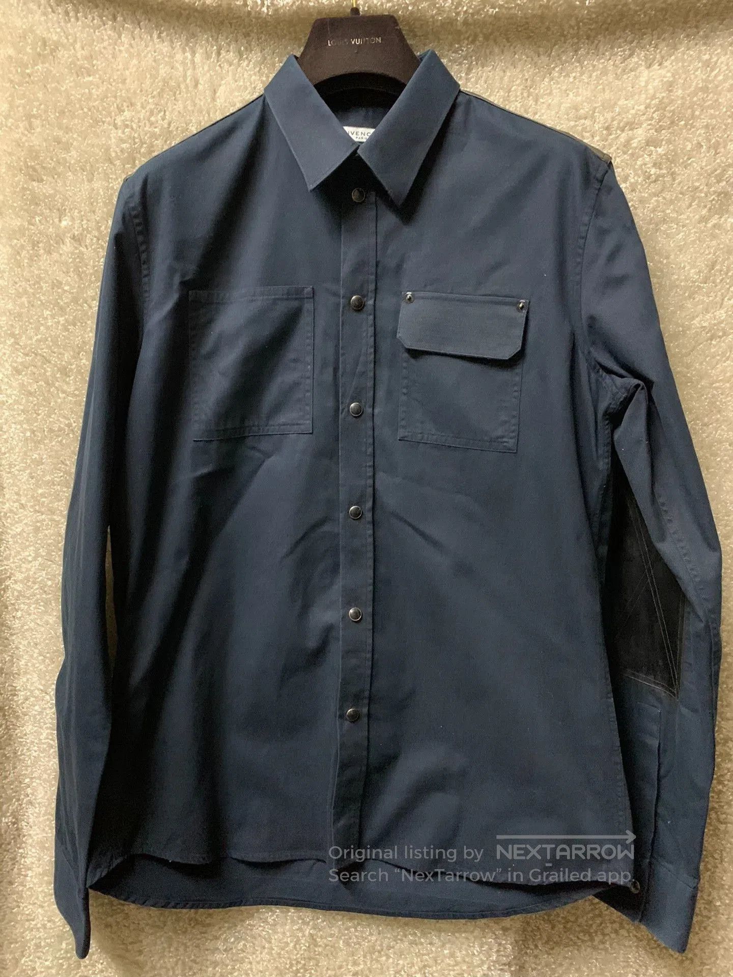 Givenchy Givenchy Men's Casual Shirt. Size US M / EU 48-50 / 2 - 1 Thumbnail