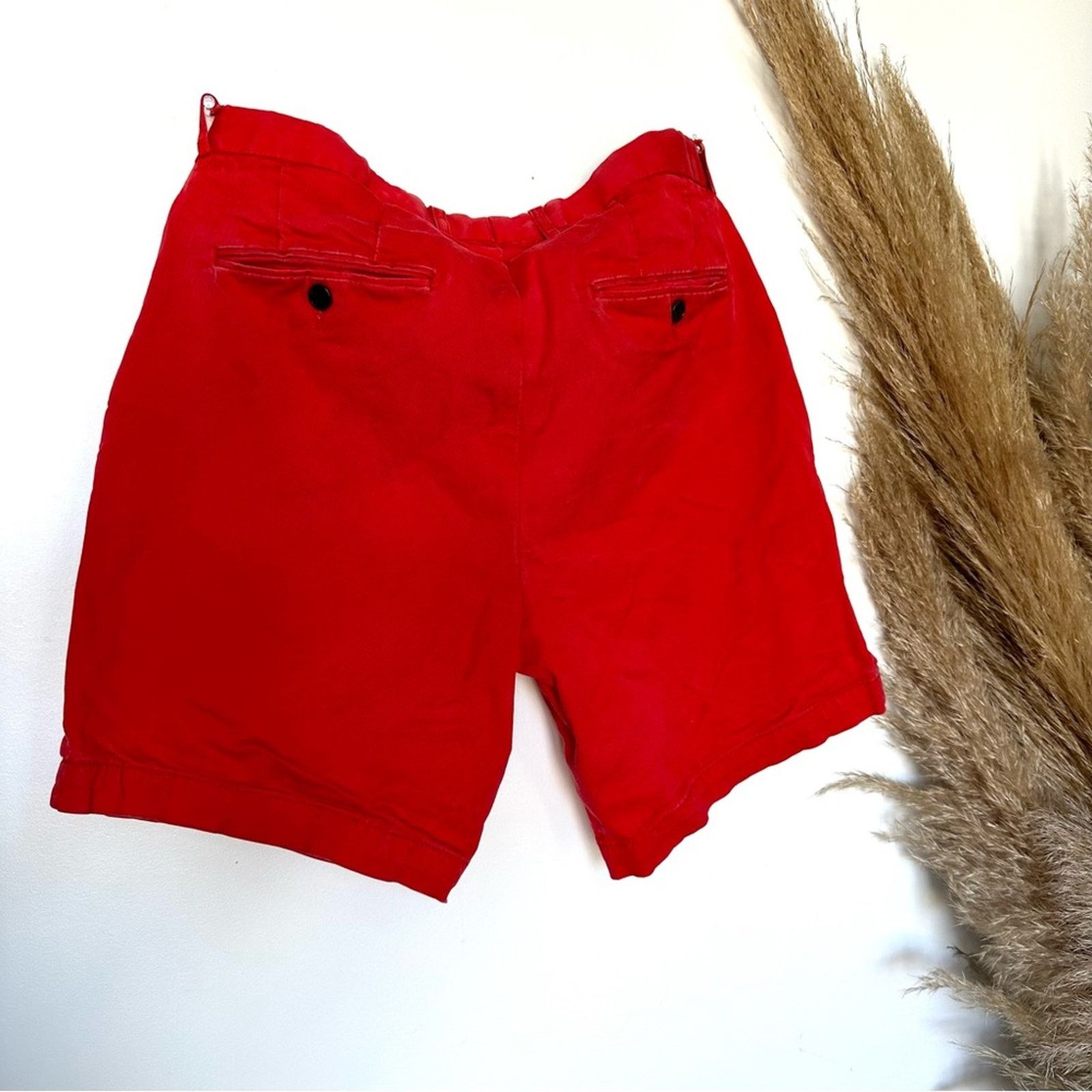 H&M MENS H&M Bright Red Flat Front Casual Preppy Chino Shorts Size US 34 / EU 50 - 8 Thumbnail