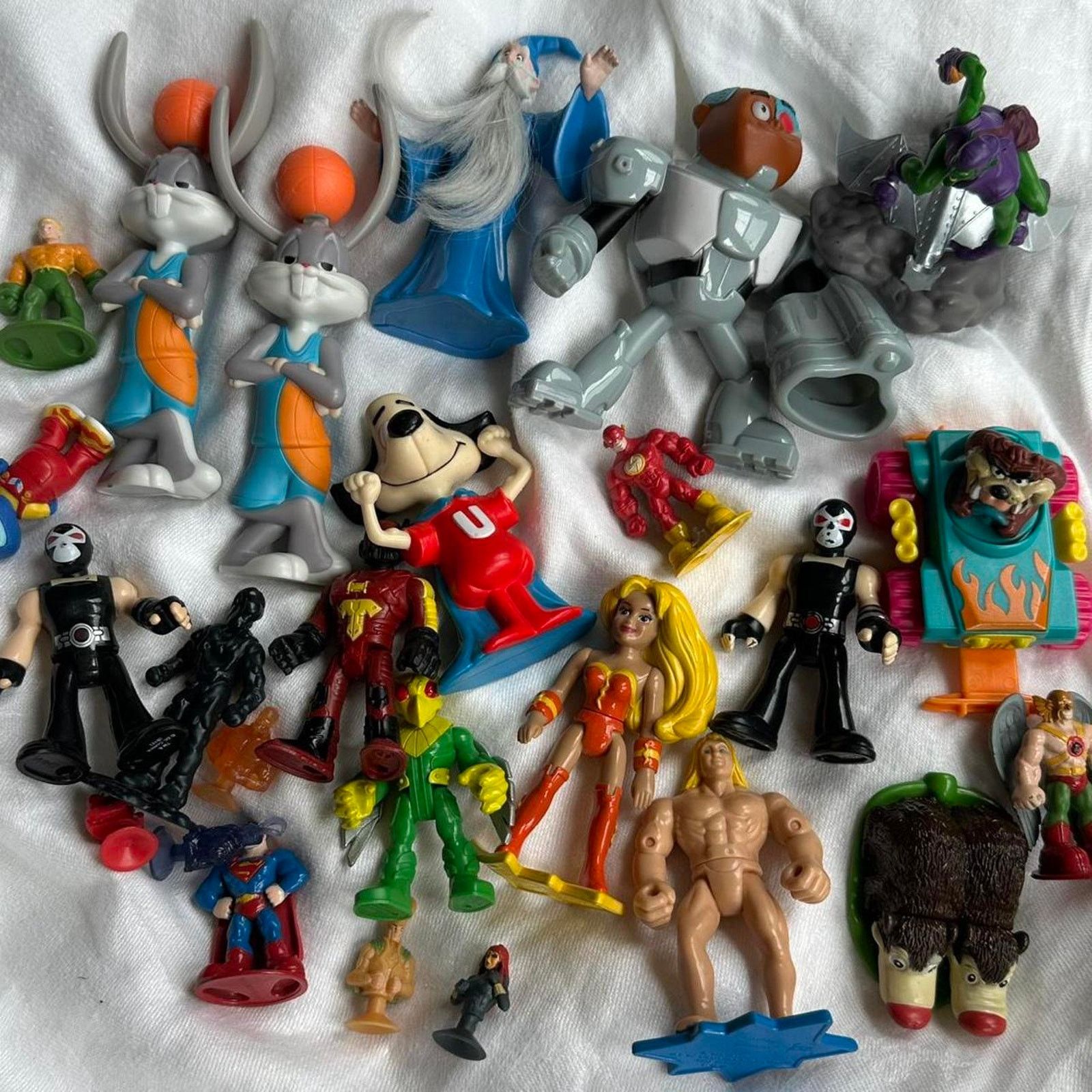 Vintage Vintage 90s Disney Marvel DC Plastic Toy Figure Lot Bundle Size ONE SIZE - 2 Thumbnail