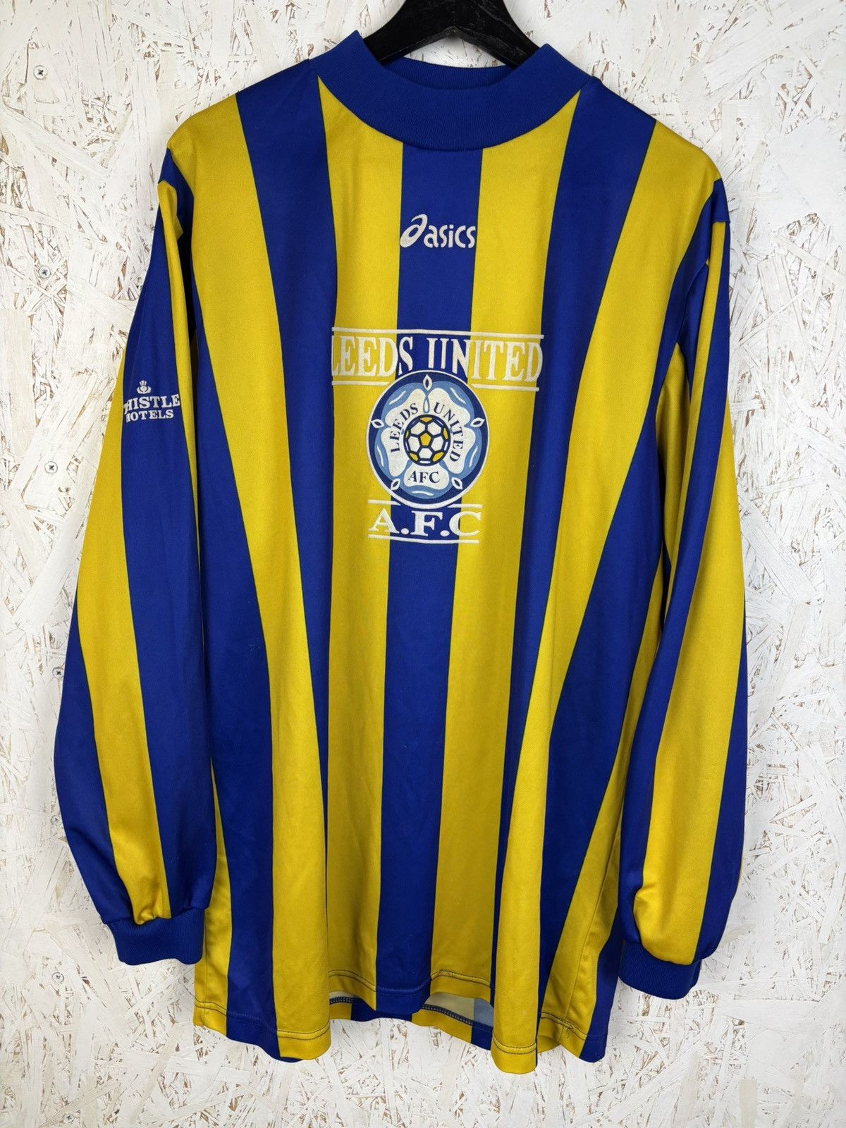 Asics Asics Leeds United 1993/95 Training Kit? Long Sleeve Jersey Size US L / EU 52-54 / 3 - 1 Thumbnail