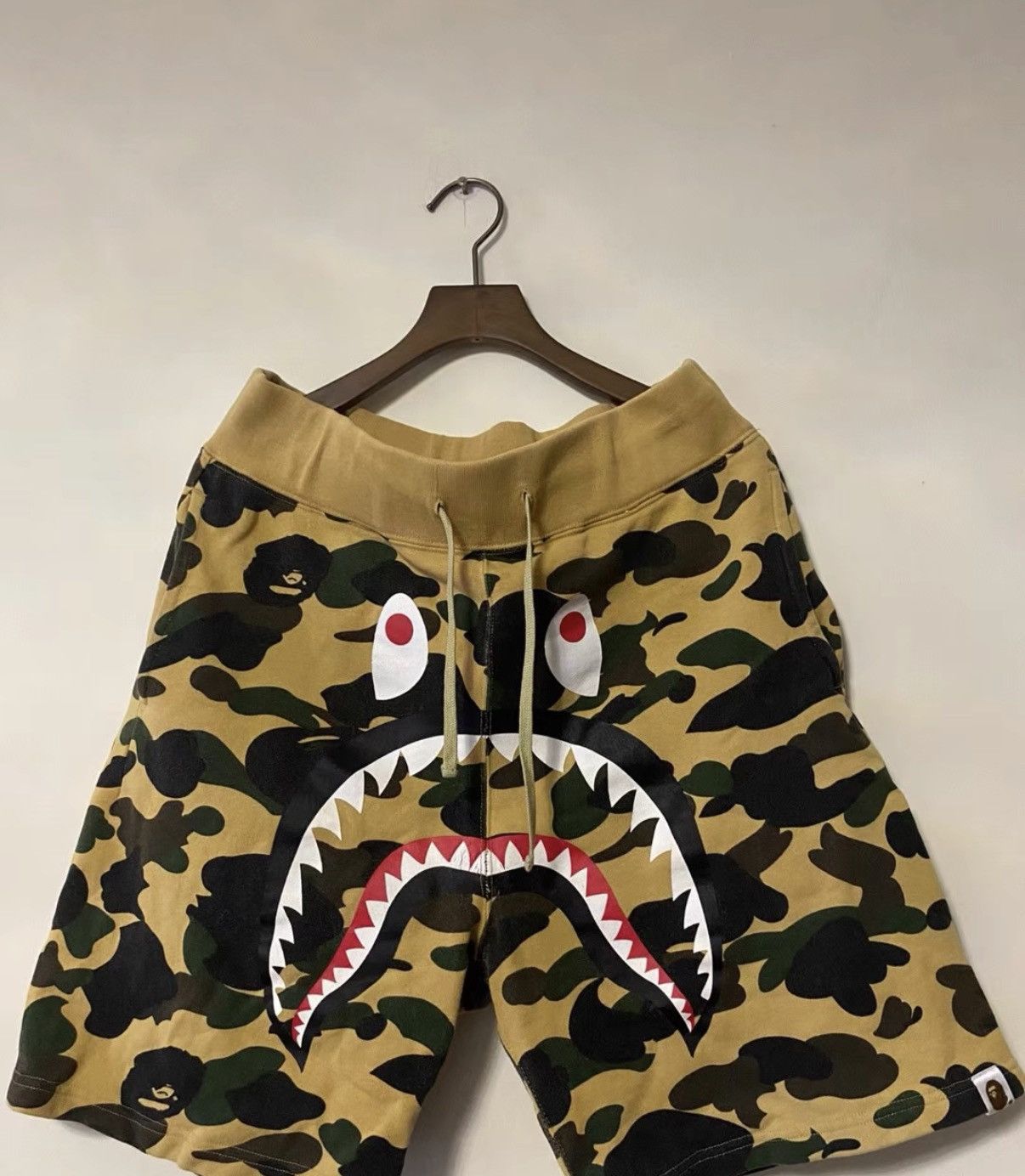 Bape BAPE classic shark shorts J35 Size US 34 / EU 50 - 1 Thumbnail