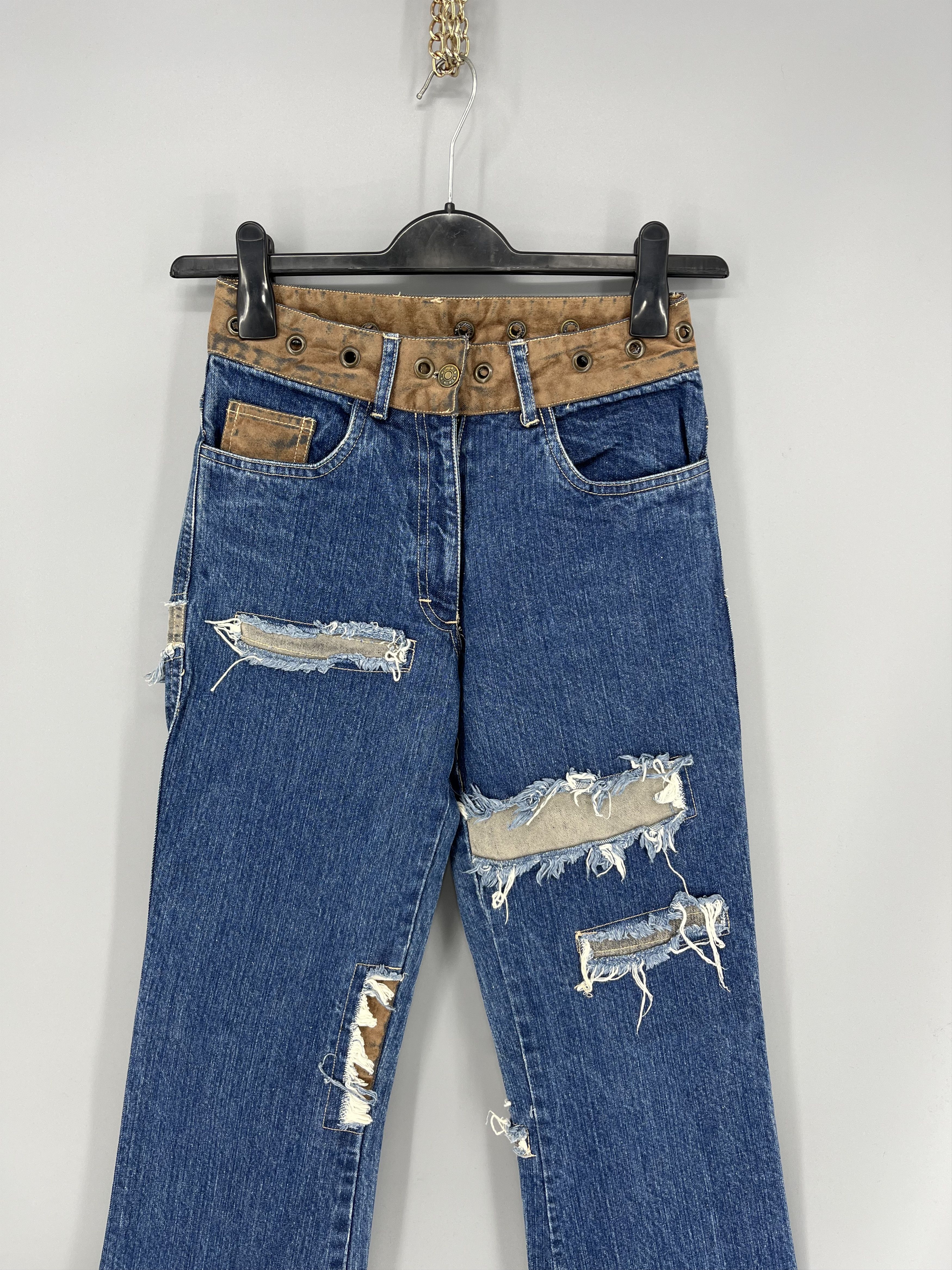 Japanese Brand Vintage Custom Japanese Oririn Light Wash Style Flare Jeans Size 24" / US 00 / IT 34 - 2 Thumbnail