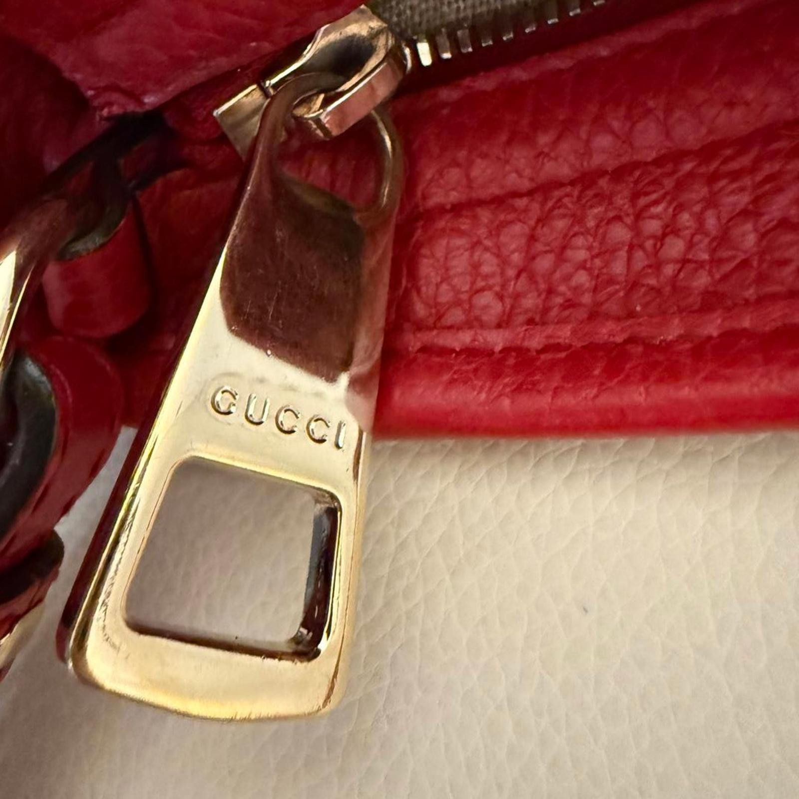 Gucci Authentic Gucci Monogram Bree Small Tote w/ Crossbody Strap Size ONE SIZE - 8 Thumbnail