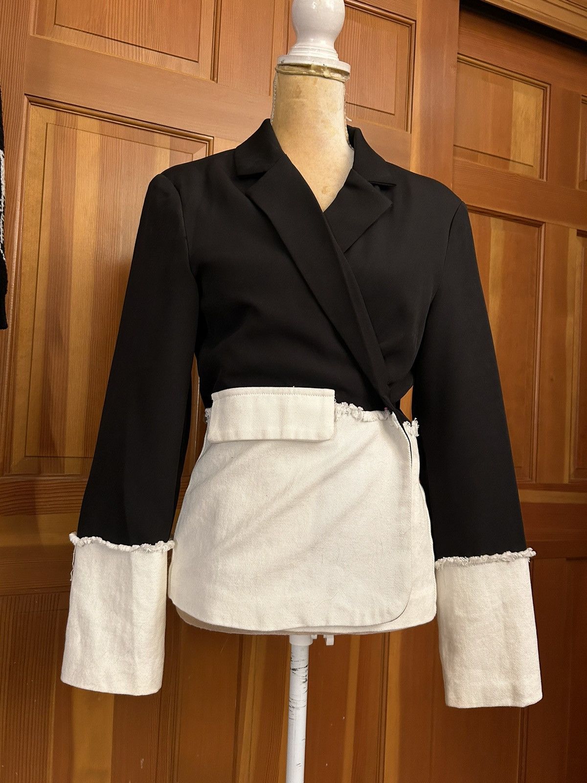 Designer × Other NWT, Lavishly Paris Women’s Limited Edition Fall Blazer Size S / US 4 / IT 40 - 11 Thumbnail