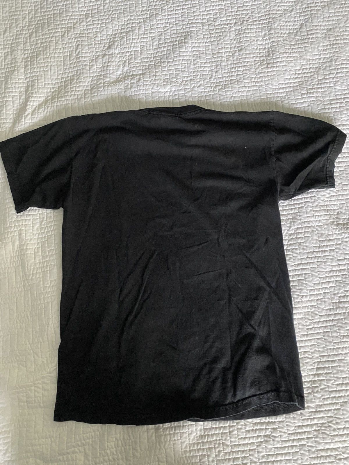 Vintage Vintage 90’s Black Looney Tunes Bugs Bunny Tee Size US M / EU 48-50 / 2 - 4 Thumbnail