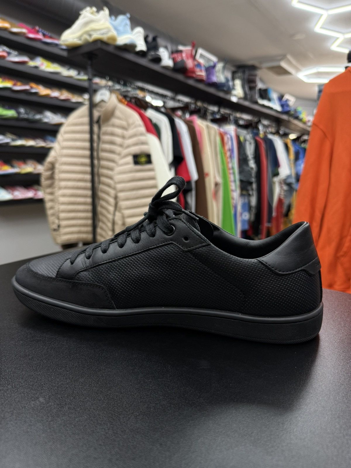 Saint Laurent Paris Saint Laurent Court Classic SL 10 Low Perforated Black 10 US Size US 10 / EU 43 - 16 Thumbnail
