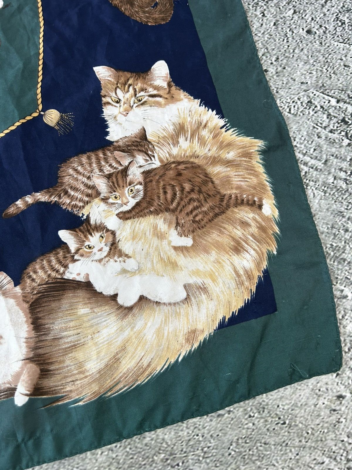 Vintage Vintage scarf cats fullprint shawl Size ONE SIZE - 10 Thumbnail