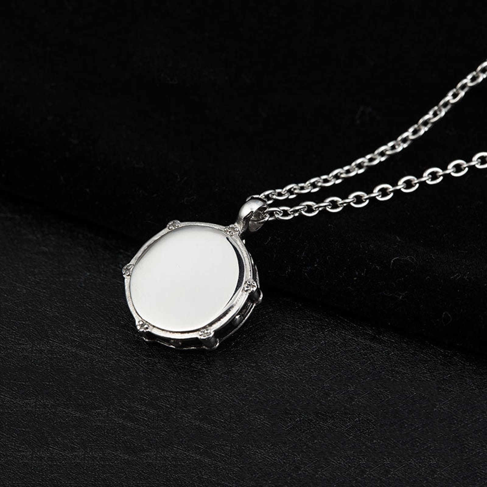 & Other Stories Snare Drum Necklace Drumming Charm Stainless Steel Necklace Size ONE SIZE - 8 Thumbnail