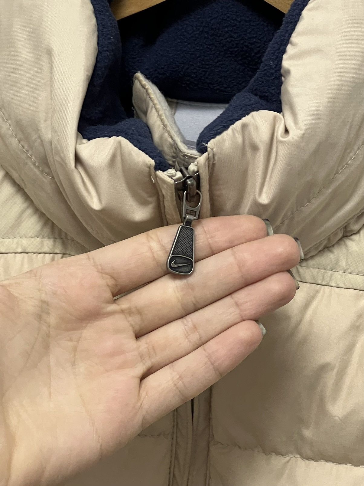 Nike × Vintage Vintage Nike Y2K Puffer Vest w/ Hood Size US M / EU 48-50 / 2 - 7 Thumbnail