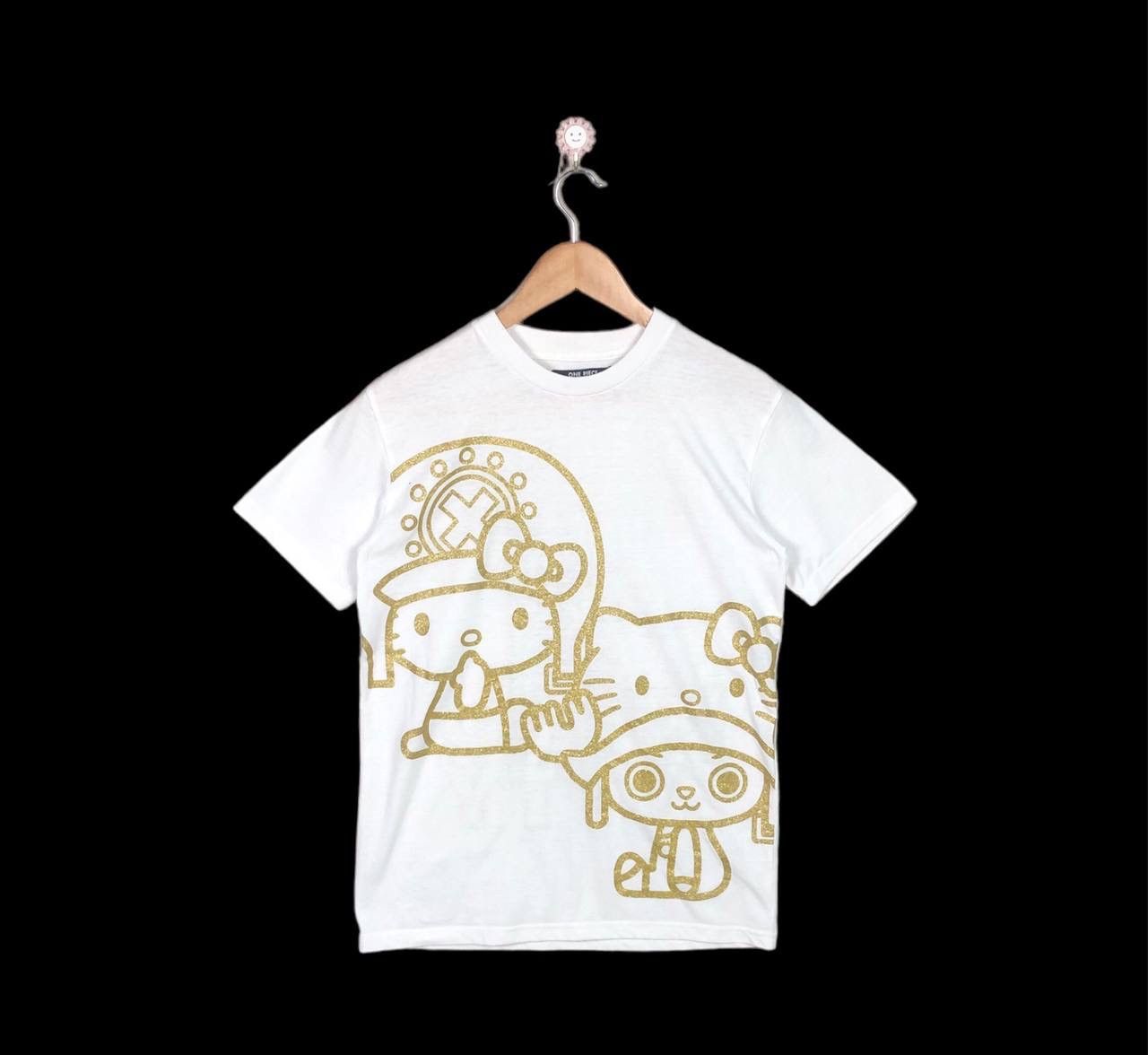 Anime Collaboration One Piece X Hello Kitty Anime Tee Shirt Size US L / EU 52-54 / 3 - 1 Thumbnail
