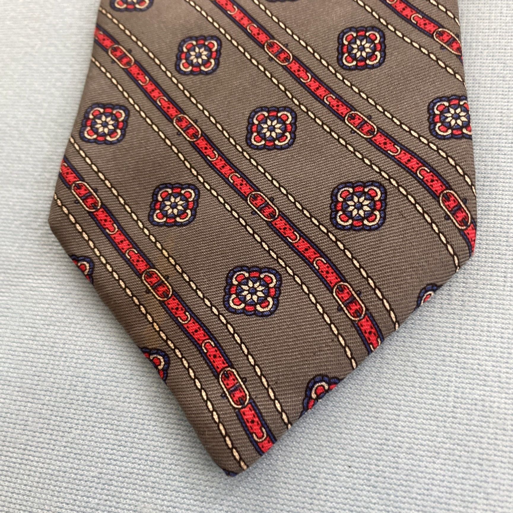 Vintage VINTAGE Duxbury Ltd. Silk Tie Art Deco Belt Neat Gray Repp Stripe Western Aztec Silk Tie 3x58 Mens Neckwear Belt Buckle Motif Size ONE SIZE - 7 Thumbnail