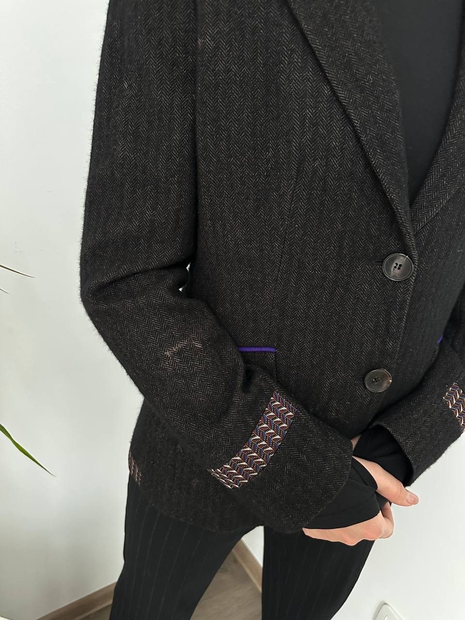 Etro × Vintage Vintage Etro Women’s Wool 2 Buttons Blazer Size M / US 6-8 / IT 42-44 - 10 Thumbnail