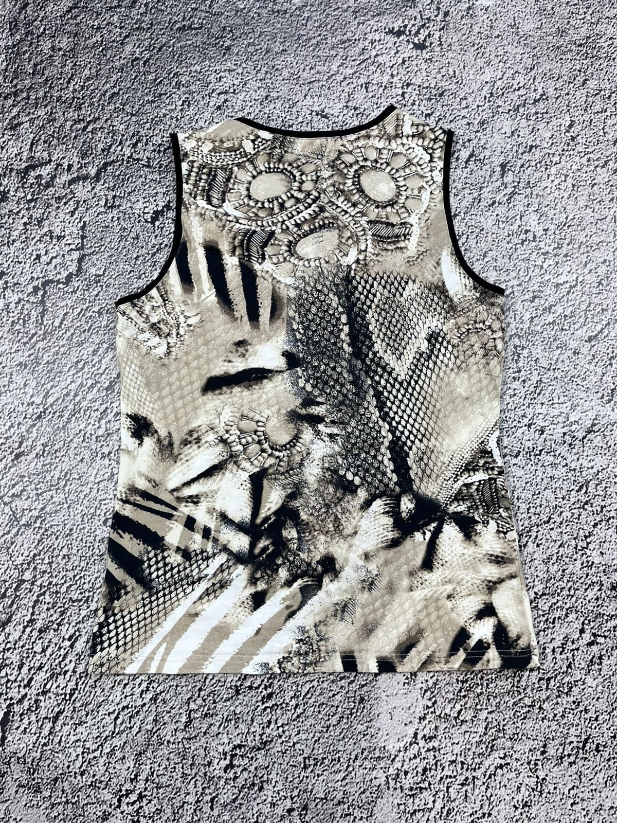 Vintage Vintage Y2K Cavalli vibe printed luxury tank top size 38 Size XS / US 0-2 / IT 36-38 - 4 Thumbnail