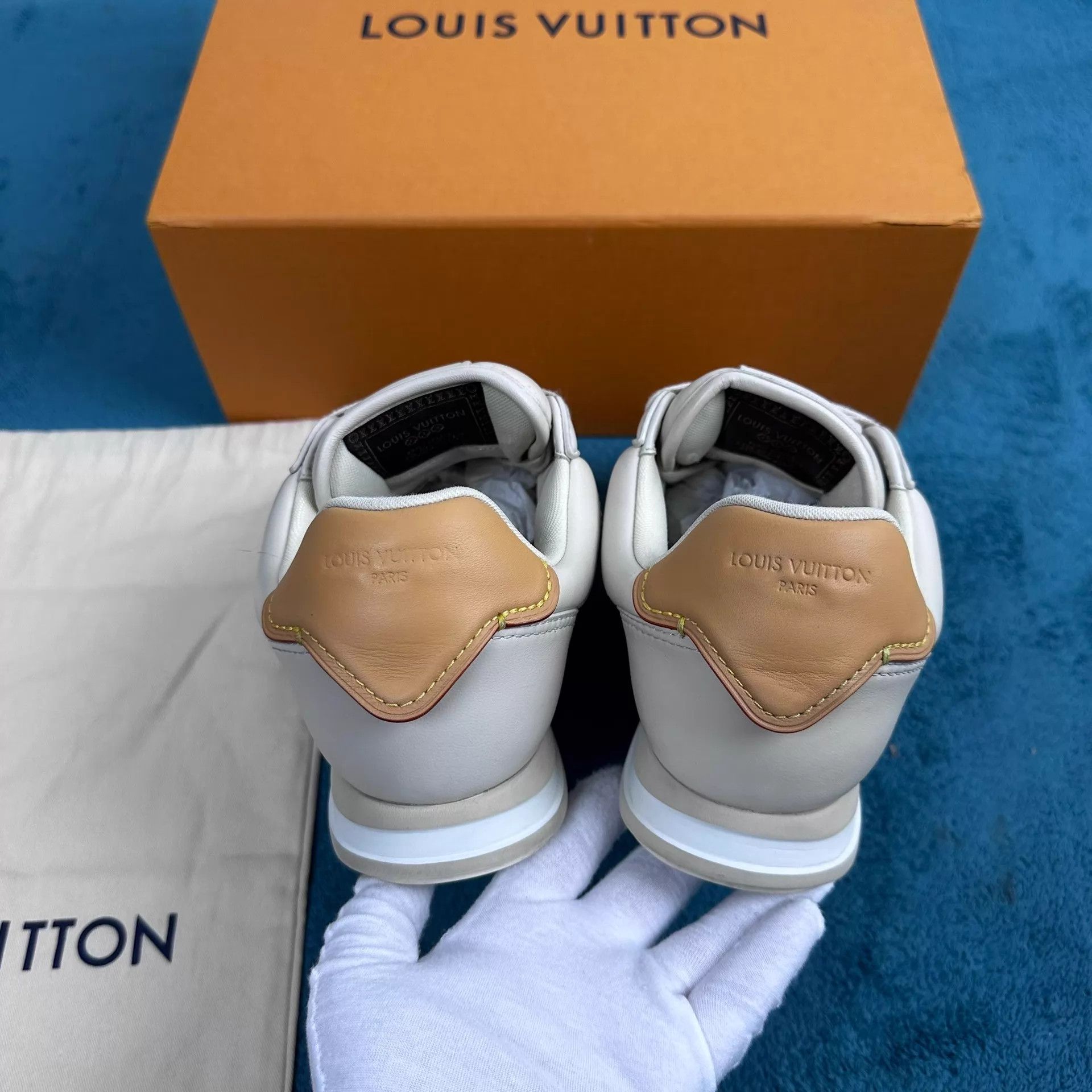 Louis Vuitton nigo x LV buttersoft FW25 sheepskin low-top beige 7/41 Size US 8 / EU 41 - 4 Thumbnail