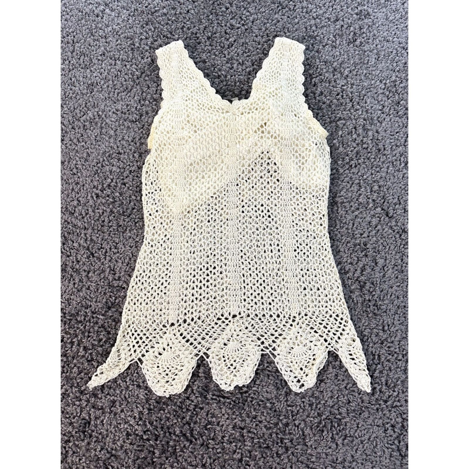 Vintage VINTAGE Georgiou Camisole Top Womens M White Open Knit Beaded Fish Net Fairy Tank Sleeveless V-Neck 90s inspired Size M / US 6-8 / IT 42-44 - 5 Thumbnail